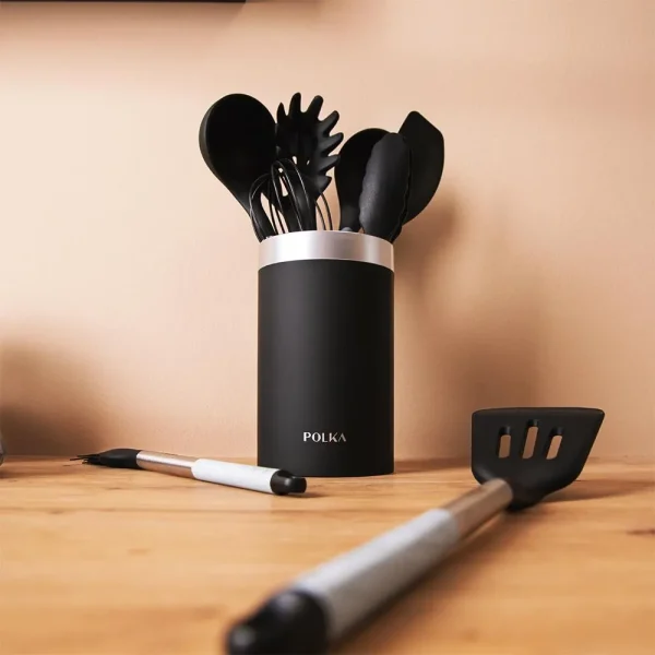 Imagen 2 Set de 9 utensilios de cocina Polka Exclusive Wood&Rock. Fabricados en silicona y nailon con mango de acero y acabado Soft Touch. Incluye bote soporte organizador.