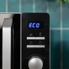 Imagen 8 Microondas Cecotec ProClean 5010 Inverter de 19 litros con tecnología avanzada para calentar y descongelar de forma uniforme conservando los nutrientes.