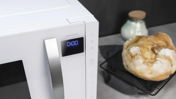 Imagen 4 Microondas Cecotec GrandHeat 2300 Flatbed Touch White de 23L y 800W. Tecnología sin plato, 8 funciones preconfiguradas y diseño elegante en color blanco.