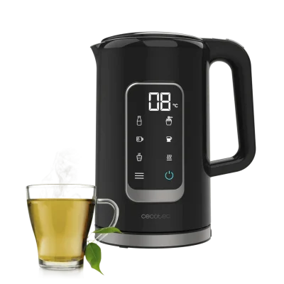 Vista frontal del hervidor de agua Cecotec Thermosense 500 Touch con pantalla digital encendida y base de carga