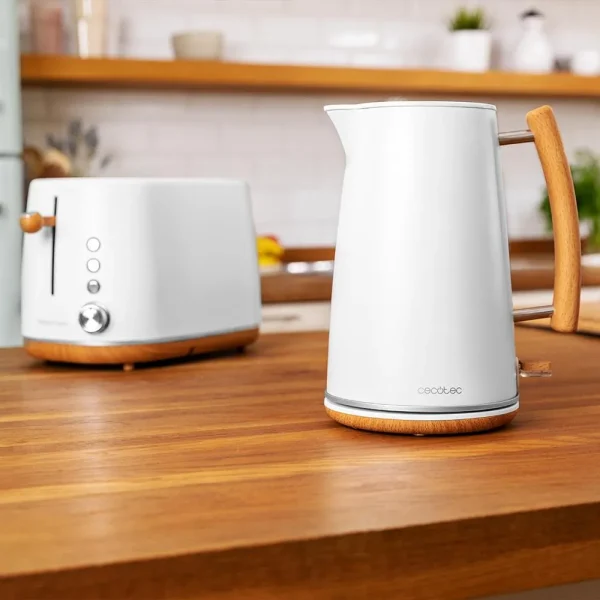 Imagen 4 Hervidor de agua de 3000 W y 1,7 litros de capacidad. Diseño con acabados en madera, acero inoxidable, libre de BPA y base 360º para un uso cómodo y seguro.