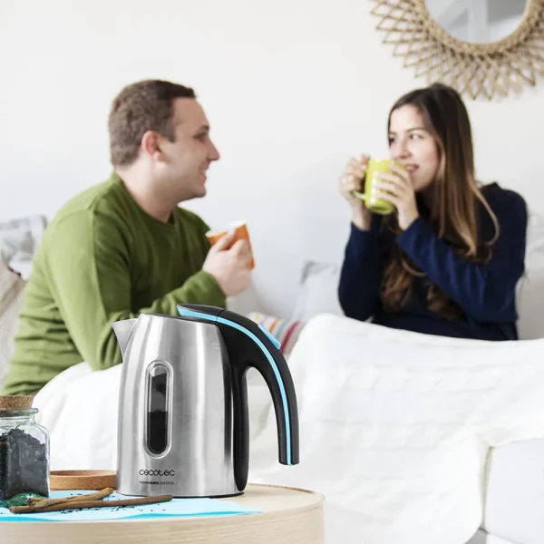 Imagen 4 Hervidor de agua eléctrico de acero inoxidable con 1,2 L y 1630 W. Incluye filtro antical desmontable, base 360º y sistema libre de BPA para máxima seguridad.