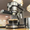 Imagen 7 Cafetera express Cafelizzia 790 Steel Pro con 1350 W, 20 bares y Thermoblock. Obtén espressos y cappuccinos con aroma intenso y crema perfecta en segundos.