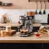 Imagen 2 Cafetera espresso Cafelizzia 790 Steel Duo de 1350 W y 20 bares. Sistema Thermoblock, vaporizador orientable y filtro para cápsulas. Diseño elegante en acero.