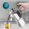 Imagen 7 Cafetera italiana Mokclassic 900 Shiny de Cecotec fabricada en aluminio fundido para 9 tazas. Diseño elegante con mango ergonómico y acabados de alta calidad.
