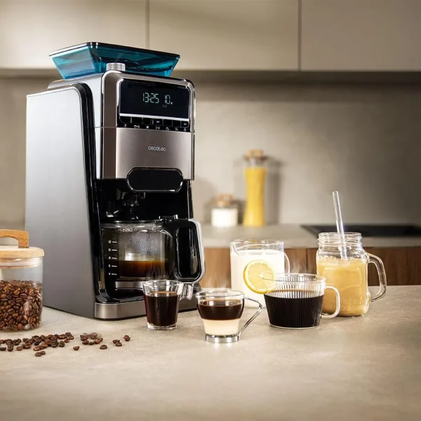 Imagen 7 Cafetera de goteo Coffee 66 Grind & Brew con molinillo integrado, 1000 W, capacidad de 12 tazas y función Aroma para obtener el mejor sabor en cada taza.