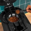 Imagen 6 Cafetera de goteo Coffee 66 Grind & Drop de Cecotec con molinillo integrado, 1000 W de potencia y capacidad para 12 tazas. Café recién molido con aroma intenso.