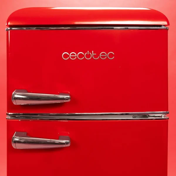 Imagen 8 Mini frigorífico retro de dos puertas Bolero CoolMarket 2D Origin 86 Red E con 86L de capacidad, eficiencia energética clase E, luz LED y tirador cromado.