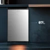 Imagen 5 Congelador vertical de sobremesa Cecotec Bolero CoolMarket TF 87 Inox de 87 litros, eficiencia energética E y 83,6 cm de alto con elegante acabado inoxidable.