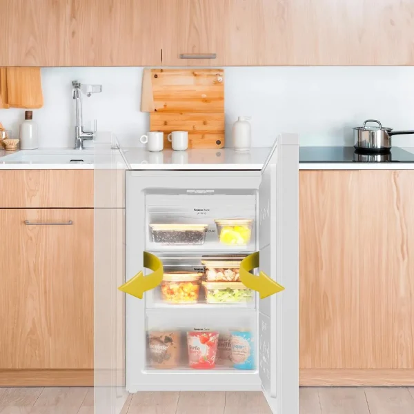 Imagen 8 Congelador vertical Bolero CoolMarket TF 97 White con 97L de capacidad y clase energética E. Diseño compacto de sobremesa ideal para optimizar el espacio en casa.