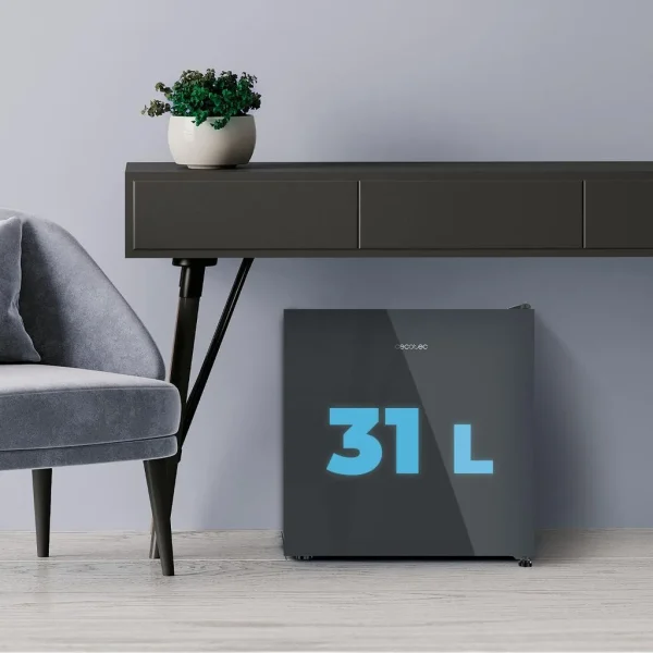 Imagen 6 Mini congelador Bolero CoolMarket TT 31 Dual Grey Glass E de 31L. Diseño en cristal gris, función dual y eficiencia clase E. Ideal para espacios reducidos.