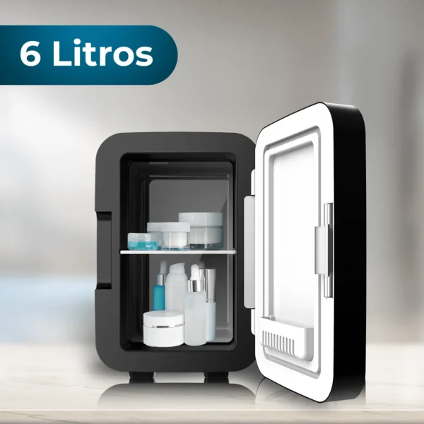 Imagen 5 Mini frigorífico retro Bolero MiniCooling 6L Bahamas Black. Enfría y calienta (5-65ºC), ideal para coche y casa. Compacto, portátil y con conexión 12V-220V.