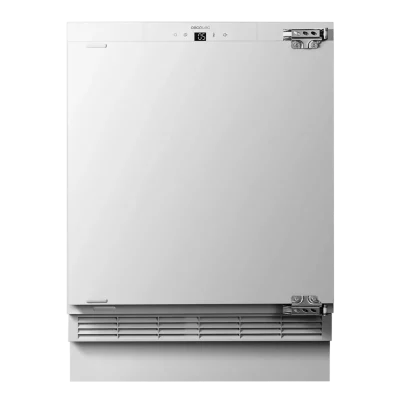 Mini frigorífico integrable Bolero CoolMarket TT BI 138 White E con puerta abierta mostrando compartimentos