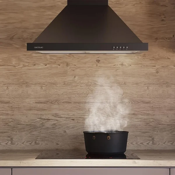 Imagen 6 Campana piramidal Cecotec Bolero Flux PM 606500 Black A de 60 cm. Potencia de succión de 650 m3/h, eficiencia clase A, motor de 165W y elegante acabado negro.