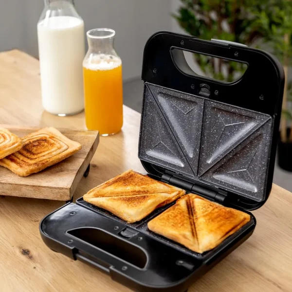 Imagen 6 Sandwichera 3 en 1 de 800 W con placas intercambiables. Tuesta sándwiches, gofres y grill. Revestimiento antiadherente RockStone y acabados en acero inoxidable.
