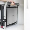 Imagen 7 Parrilla eléctrica Rock'nGrill Pro de 2000 W con revestimiento RockStone. Placas extraíbles, reversibles y apertura de 180º para un cocinado uniforme.