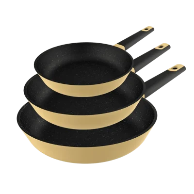 Set de tres sartenes amarillas Polka Experience Vulcano de 20, 24 y 28 cm fabricadas en aluminio fundido con mango ergonómico