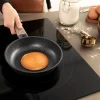 Imagen 6 Sartén de 20 cm Polka Excellence Bucket Force. Fabricada en aluminio fundido con revestimiento antiadherente de alta calidad. Apta para todas las cocinas.