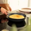 Imagen 6 Sartén de 24 cm en aluminio fundido indeformable con revestimiento antiadherente de alta calidad. Apta para lavavajillas y todo tipo de cocinas, incluida inducción.