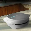 Imagen 8 Gofrera circular de 1000 W con revestimiento RockStone antiadherente. Diseño en acero inoxidable para preparar un gofre grande o cinco con forma de corazón.