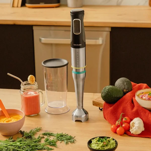 Imagen 6 Batidora de mano Cecotec Katana 12 Jar G de 1200 W con tecnología Perreo Move, pie XL, 21 velocidades y vaso medidor. Potencia y precisión para tus recetas.