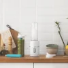 Imagen 7 Batidora de smoothies Cecotec Power Titanium 500 EasyGo con 500 W, 4 cuchillas de titanio negro y vaso portátil de 600 ml para batidos rápidos y sanos.