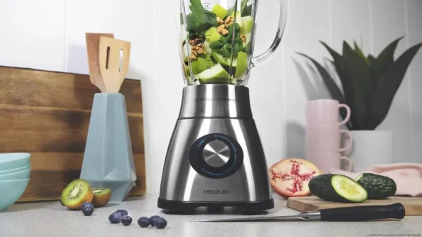 Imagen 6 Batidora de vaso Power Black Titanium 1800 de 1800 W con jarra termorresistente de 2,1 L y cuchillas de titanio negro para batidos y picar hielo perfectos.