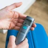 Imagen 5 Báscula de viaje Bamba TravelControl 5000 EcoPower sin pilas. Con dinamo, capacidad de 50 kg y diseño compacto. Ideal para pesar maletas con máxima precisión.