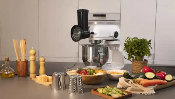 Imagen 7 Accesorio cortador para amasadoras Twist&Fusion. Incluye 3 tambores de acero inoxidable para rallar, cortar y rebanar frutas y verduras con total precisión.