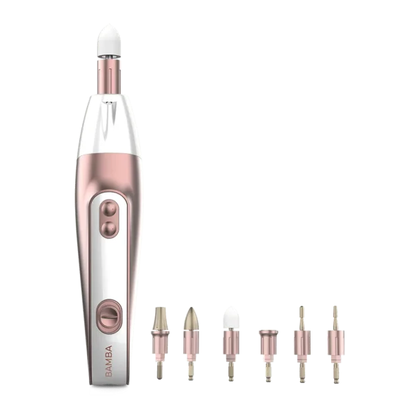 Set de manicura y pedicura eléctrico Cecotec Bamba PinkyCare 700 Perfect Nails junto a su estuche y los siete cabezales intercambiables