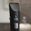 Imagen 2 Cortapelos Bamba PrecisionCare Wet&Dry con cuchillas de titanio, 120 min de autonomía e IPX6. Incluye 8 peines guía para un corte preciso en seco o mojado.
