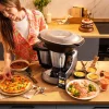 Imagen 4 Robot de cocina WiFi con 37 funciones y App. Incluye jarra Habana antiadherente, báscula integrada y sistema OneClick para cambio fácil de accesorios.