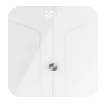 Vista superior de la báscula inteligente Cecotec Surface Precision 970 Smart Healthy con superficie de vidrio templado blanco y pantalla digital activada