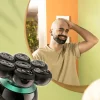 Imagen 4 Afeitadora de cabeza Cecotec Bamba PrecisionCare Skull Shaver con 7 cuchillas flotantes, pantalla digital y base de carga para un afeitado apurado.