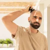 Imagen 8 Afeitadora de cabeza Cecotec Bamba PrecisionCare Skull Shaver con 7 cuchillas flotantes, pantalla digital y base de carga para un afeitado apurado.
