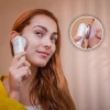 Imagen 8 Masajeador facial Bamba FaceCare LightSonic con fototerapia LED, función calor, vibración y microcorrientes EMS para un tratamiento de rejuvenecimiento completo.