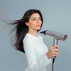 Imagen 5 Secador de pelo digital Cecotec de 2000 W con motor brushless de 105.000 rpm, cuerpo de aluminio, tecnología de iones y control inteligente de calor.