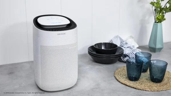 Imagen 6 Deshumidificador BigDry 2500 Pure Light de Cecotec con capacidad de 750 ml/día y depósito de 1 L. Ideal para estancias de 25 m² con funcionamiento silencioso.