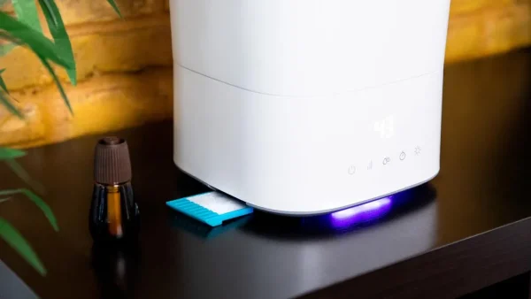 Imagen 6 Humidificador BreezeCare 3500 Warm con 5,5L de capacidad, 400 ml/h de vaporización y filtro cerámico. Cubre hasta 35 m² con una autonomía de hasta 22 horas.