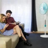 Imagen 8 Ventilador de pie EnergySilence 500 de Cecotec con 40 W, 5 aspas y motor de cobre. Tres velocidades, altura regulable y oscilación automática para aire fresco.