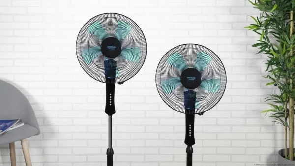 Imagen 6 Ventilador de pie Cecotec EnergySilence 530 Power Connected Black de 50 W con 5 aspas, mando a distancia, motor de cobre, 3 velocidades y pantalla LED.