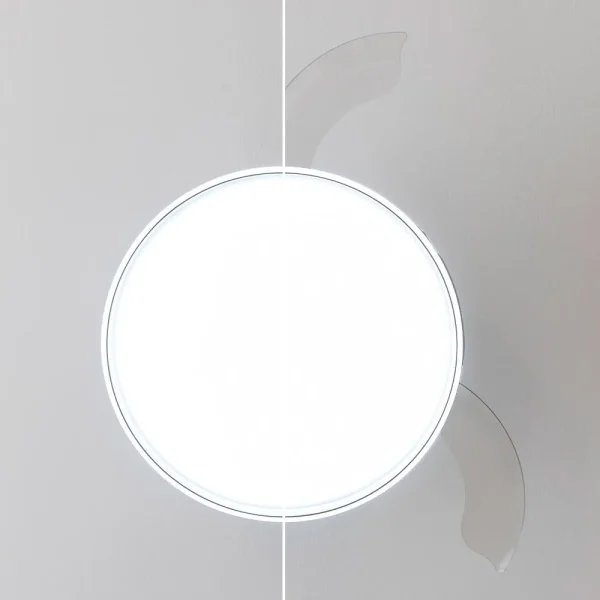Imagen 6 Ventilador de techo con aspas retráctiles, motor de 40 W y luz LED. Diámetro 106 cm, temporizador, 3 tonos de luz y función verano/invierno con mando.