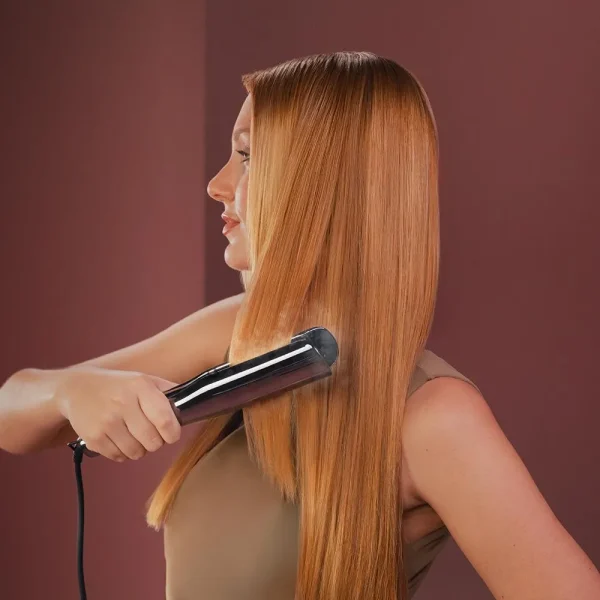 Imagen 7 Plancha de pelo Lisse iSteamy con tecnología de vapor avanzada y placas de cerámica. Protege el cabello, aporta brillo y garantiza un alisado profesional.