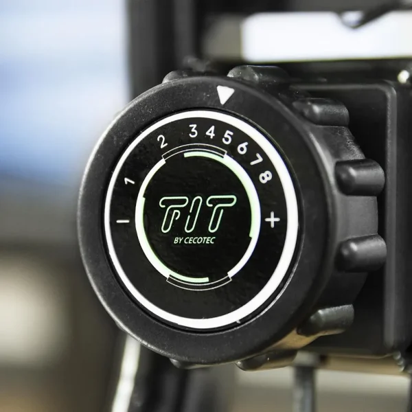 Imagen 4 Mejora tu forma física con la X-Bike Pro de Cecotec. Bicicleta estática plegable con volante de 2,5 kg, sistema Silence Fit, pulsómetro y pantalla LCD.
