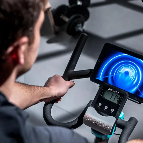Imagen 6 Bicicleta estática DrumFit Indoor 7000 Magno con resistencia magnética. Diseño ergonómico, pantalla LCD y funcionamiento silencioso para entrenar en casa.