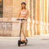 Imagen 4 Patinete eléctrico Cecotec Bongo Serie M20 con 500 W de potencia máxima, 20 km de autonomía y certificado DGT. Cumple con la normativa española de circulación.