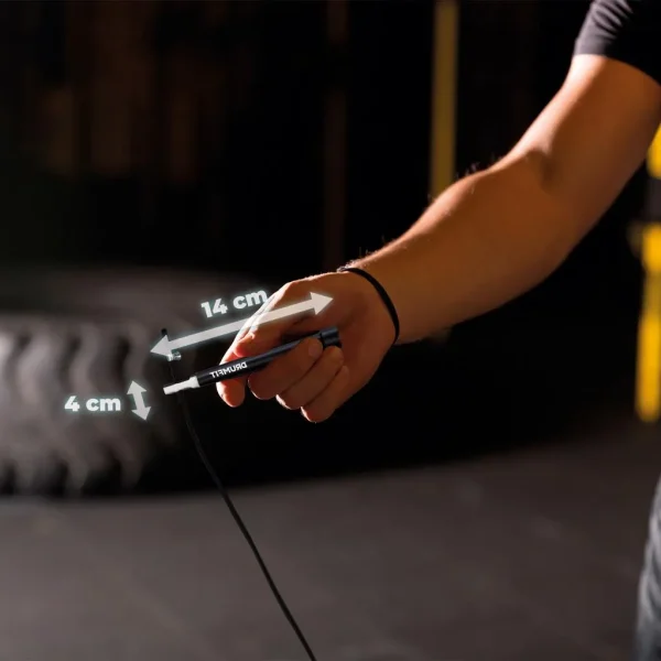 Imagen 8 Comba de velocidad profesional DrumFit Speed Jump Rope de Cecotec. Diseñada con rodamientos de alta precisión y cable ajustable para entrenamientos intensos.