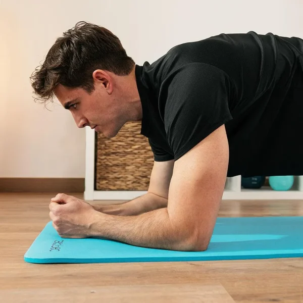 Imagen 6 Esterilla de fitness DrumFit Mat de Cecotec. Superficie antideslizante, cómoda y resistente, ideal para yoga, pilates y entrenamientos en casa.