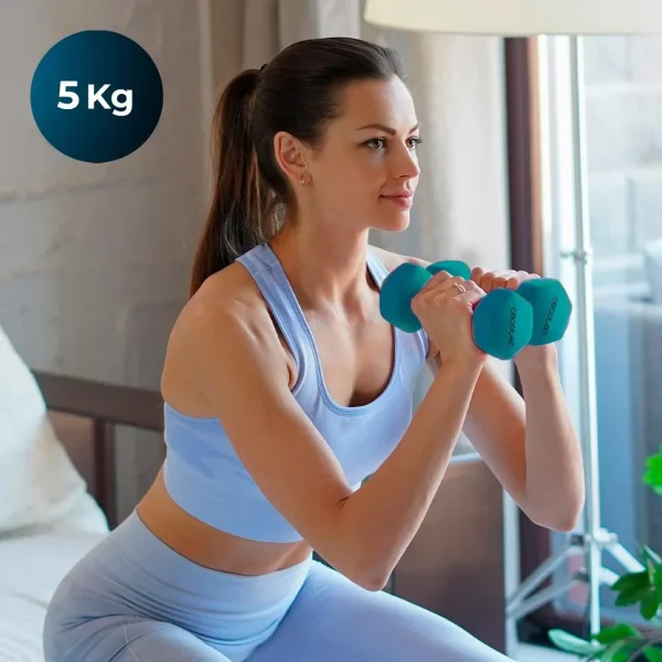 Imagen 2 Set de 2 mancuernas de 5 kg Cecotec DrumFit 500 DoubleNeo. Revestimiento de neopreno para un agarre seguro, diseño hexagonal antivuelco y gran durabilidad.