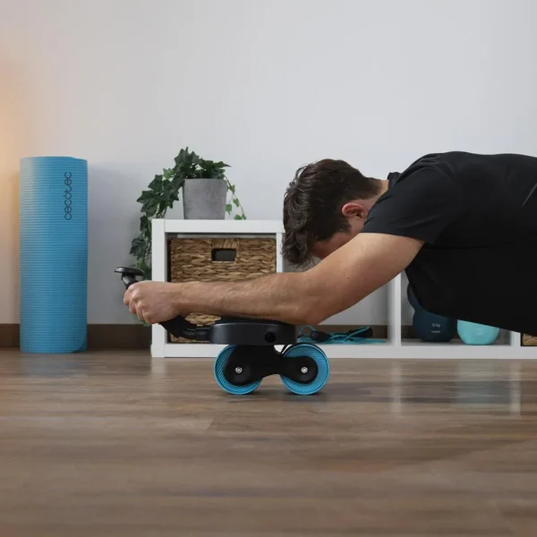 Imagen 4 Rueda abdominal Drumfit AB Fit Pro de Cecotec con rebote automático, soporte para codos y diseño compacto. Incluye esterilla antideslizante y acolchada.